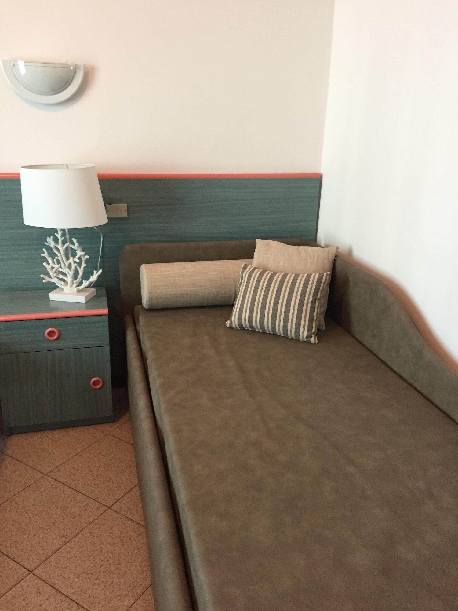 Hotel Storione Lido di Jesolo Buitenkant foto