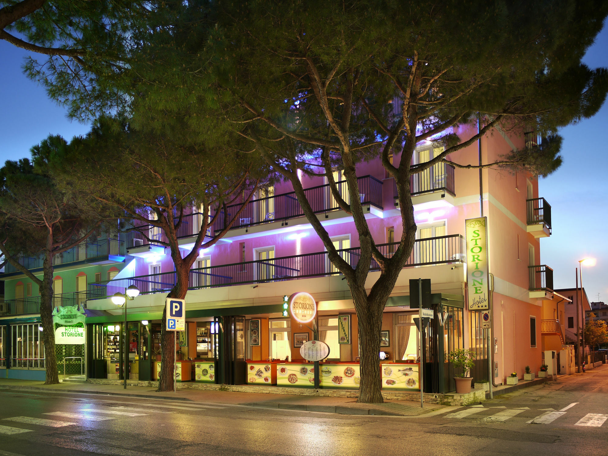 Hotel Storione Lido di Jesolo Buitenkant foto